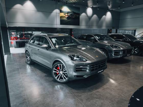 PORSCHE CAYENNE 3.0 V6 S E-HYBRID AWD TIPTRONIC S